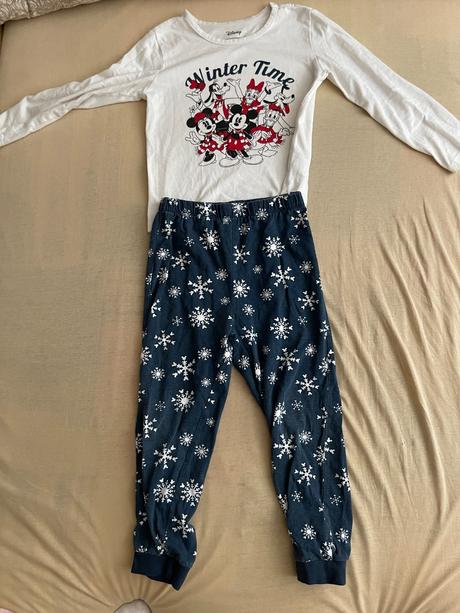 Pyžamo disney, sinsay,110