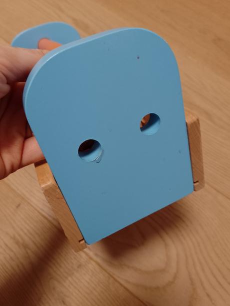 Drevený kufrík s náradím, 