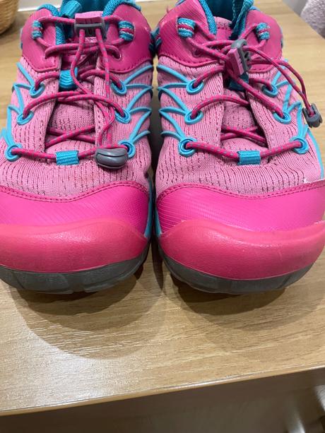 Keen botasky, keen,37