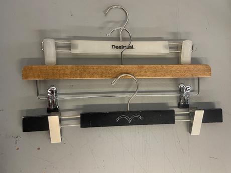 Vešiaky štipcové, 