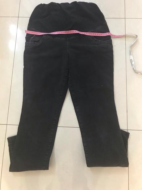 Tehotenské nohavice, l