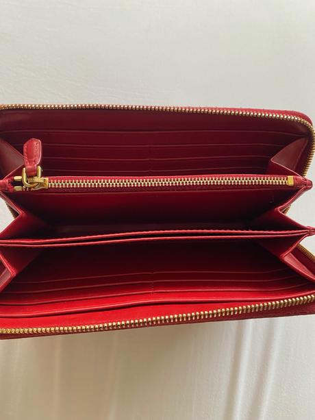 Prada penazenka, prada