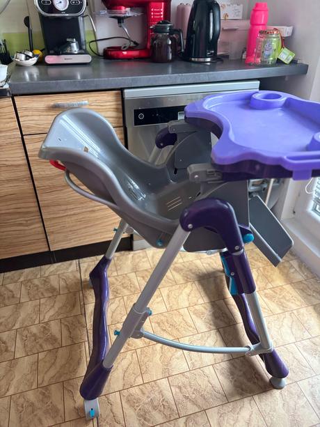 Jedálenská polohovateľná stolička, baby design