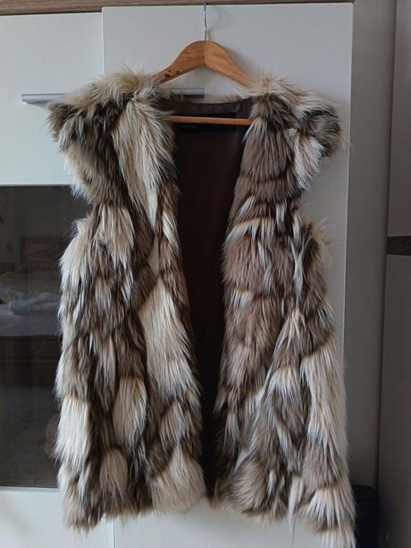 Damska vesta s umelou kozusinou, zara,m