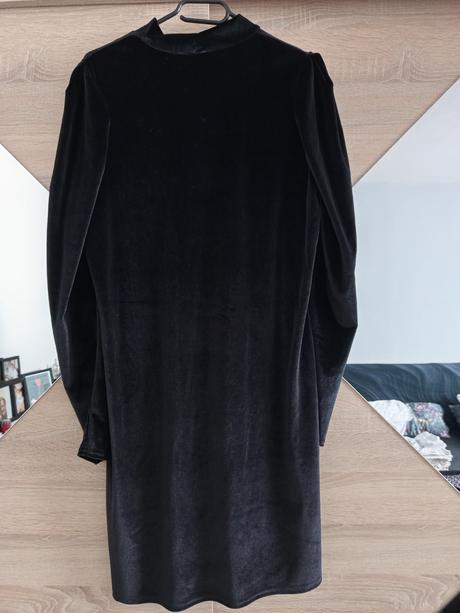 Sviatočné zamatové šaty, f&f,40
