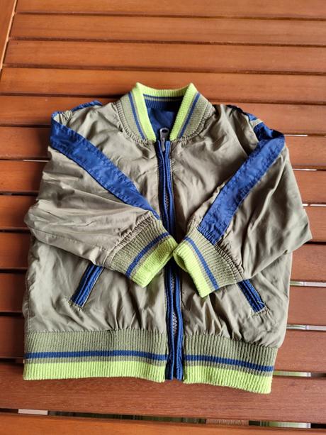 Jarná bundička, 80