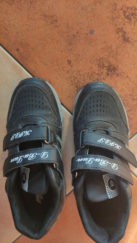 Kolieskové topánky,