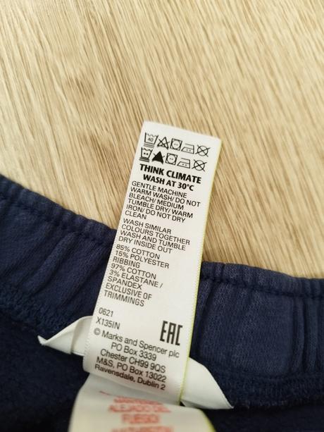 Tepláky, marks & spencer,122