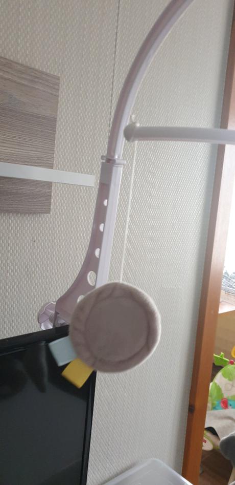 Kolotoč nad postieľku, 