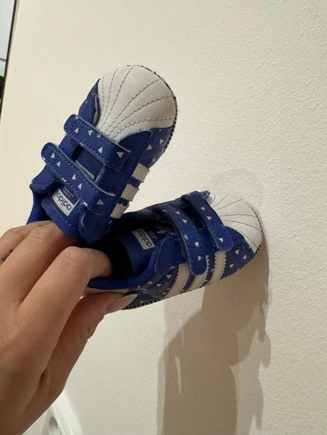 Capačky adidas, adidas,19