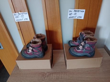 Dievčenské zimné topánky zn.protetika veľ.22, 22