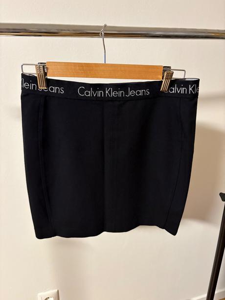 Damska sukna ck, calvin klein,m