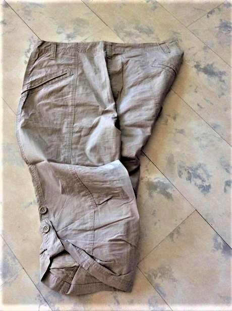 Zaujímavé 3/4 nohavice, m