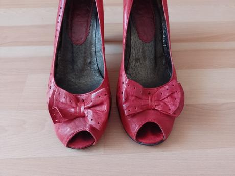 Kožené bordové lodičky v.38, 38