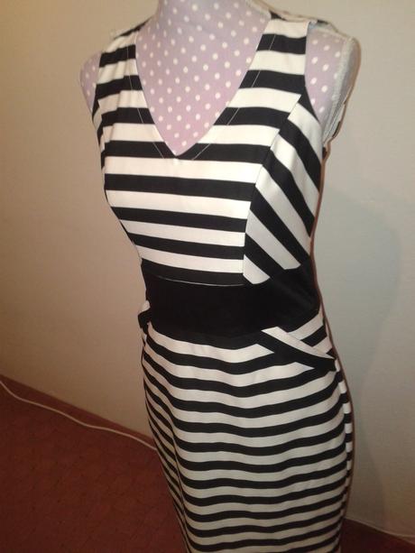 Pruhované šaty f&f veľ. 38, f&f,38