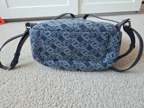 Batoh liu jo, liu jo