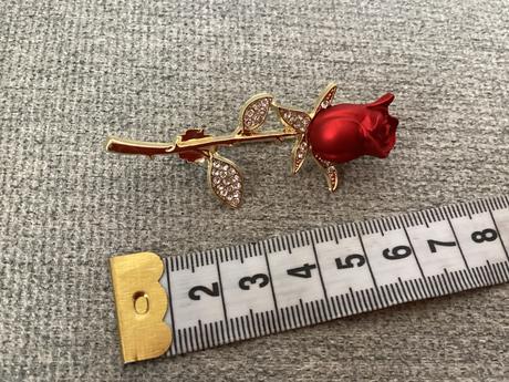 Červená ruža - brošňa, 