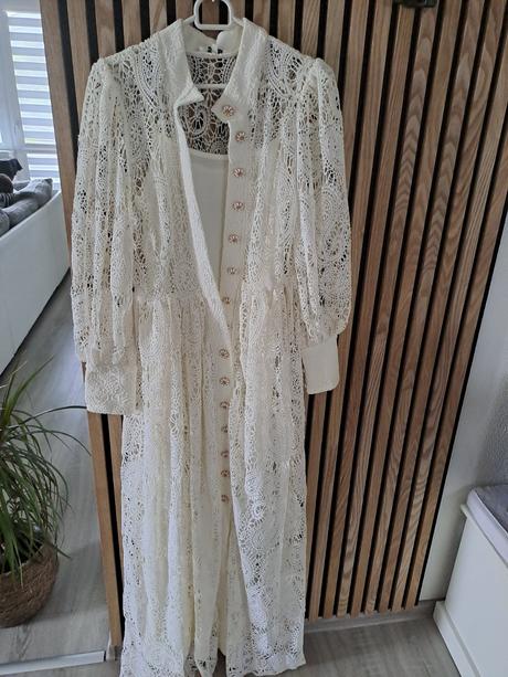 Háčkované šaty, s