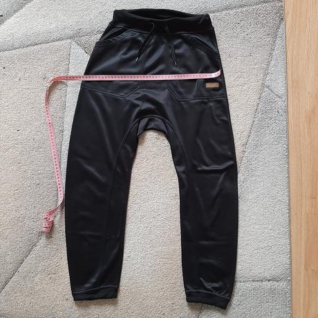 Chlapčenské tepláky, 152