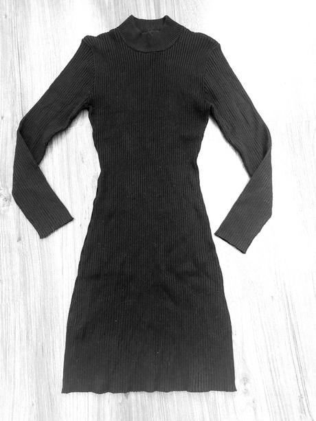 Dámske úpletové šaty, 