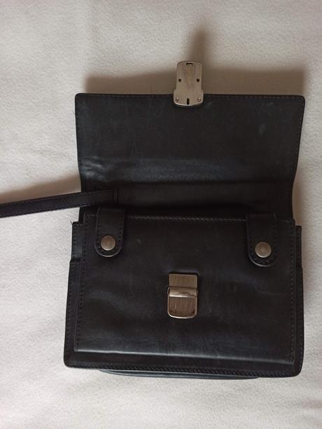 Kožená pánska etua, 