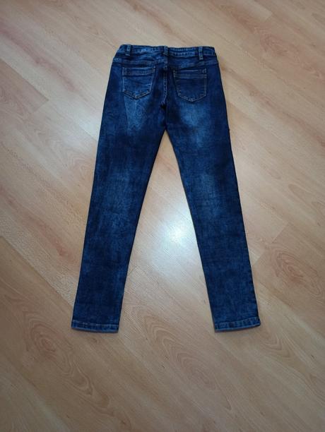 Tmavomodré rifle 152/158, 152