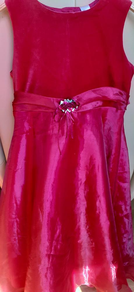 Šaty na slávnostnú príležitosť, 140