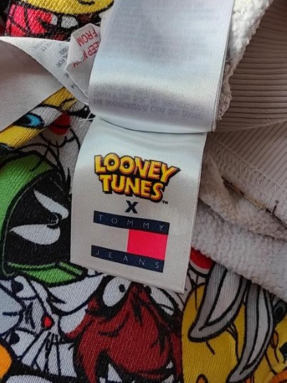 Tommy hilfiger limitka looney tunes top m/l, tommy hilfiger,m