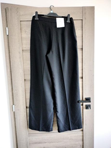 Nohavice, bershka,40