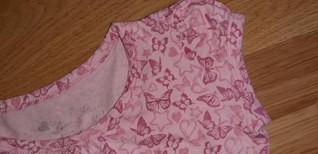 Tričko s motýľmi, 122