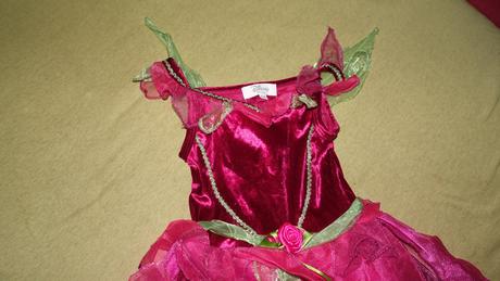 Saty pre vilu z disney store, 