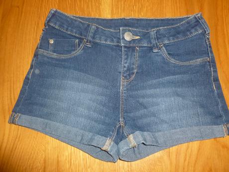 Rifľové šortky, c&a,146