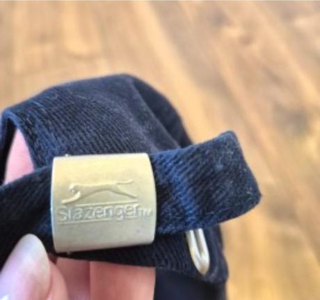 Šiltovka, slazenger