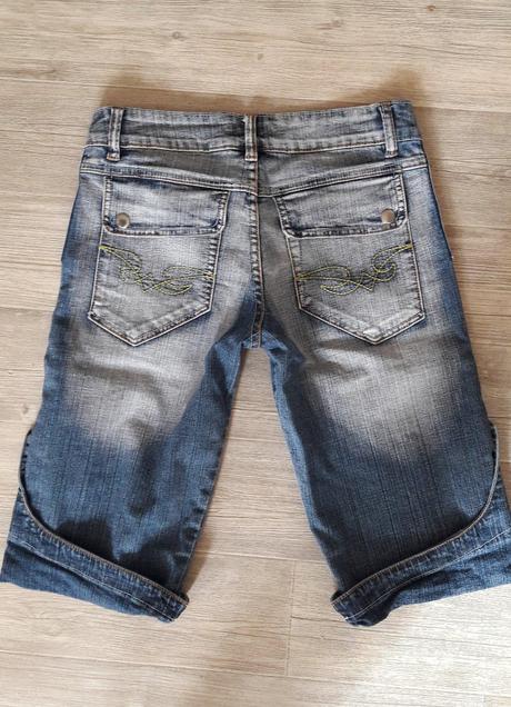 Dámske 3/4 džínsy, 40