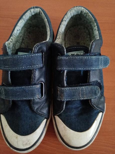 Papuče do školy 33, 33