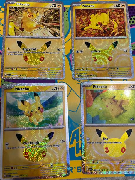 Pikachu 30th viac kusov, 