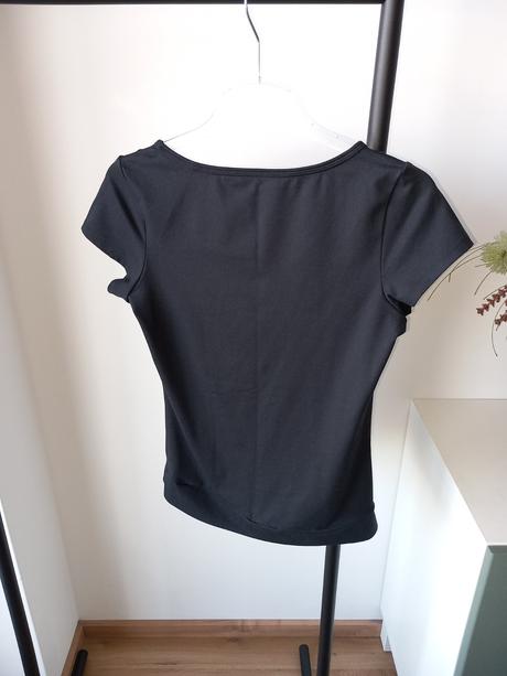 Čierne tričko na cvičenie f&f 36/s, f&f,s