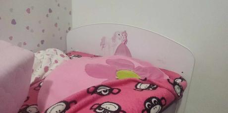 Posteľ, šírka (cm): 90,dĺžka (cm): 160