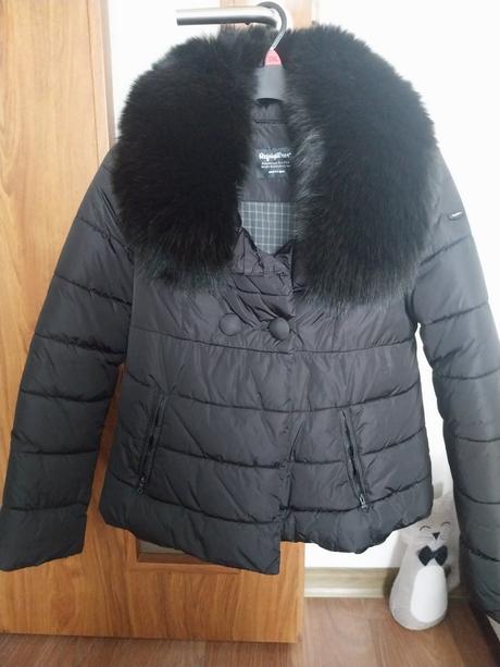 Zimna vetrovka s kozusinkou, s