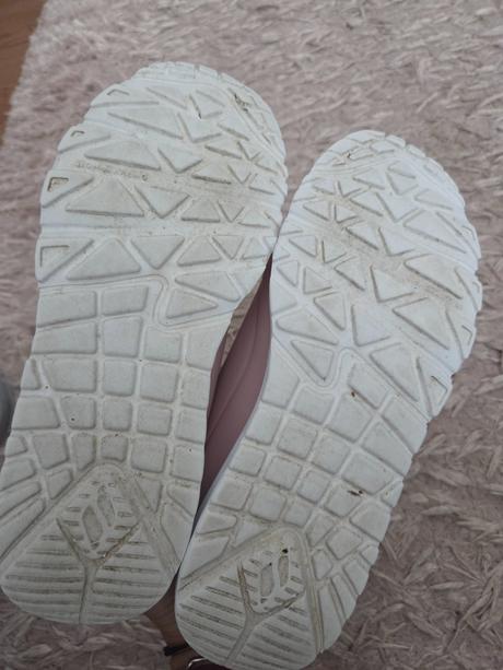 Tenisky, skechers,37