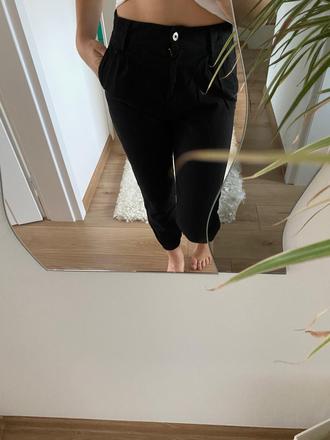 Nohavice, bershka,34