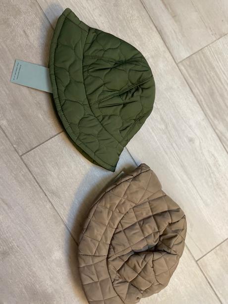 Štýlový klobúčik,