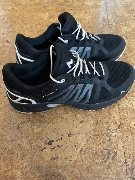 Turisticke tenisky, mckinley,36