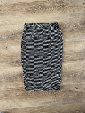 Bodkovaná sukňa, pepco,xs