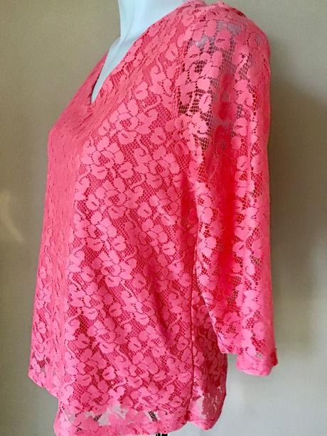 Krajkové tricko 40/42.  /1e, 40