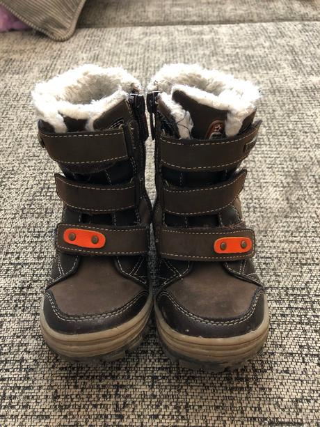 Zimne cizmy, 25