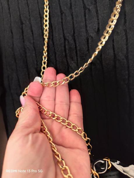 Midi šaty s peňaženkou na retiazke, 