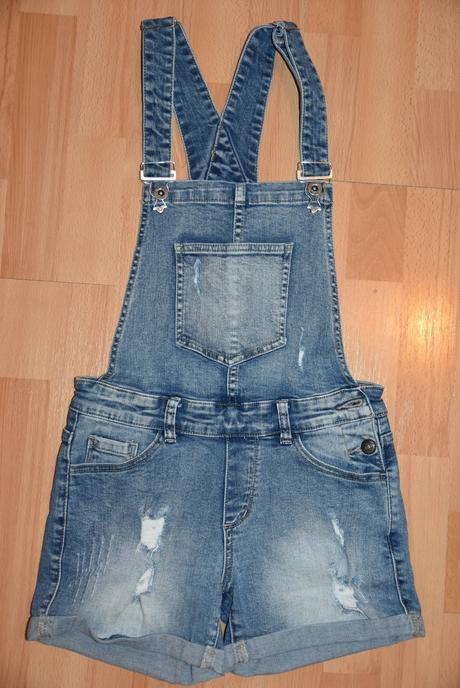 Kraťase na traky, s