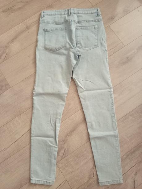 Pohodlné mid rifle, sinsay,40