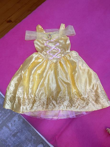 Predám krásne saty na karneval, 